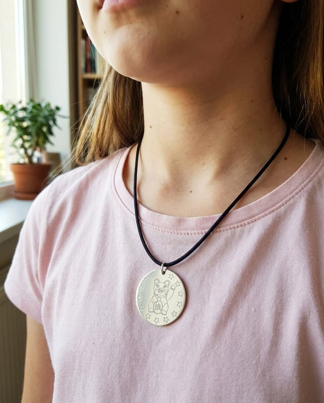 Collier chat médaille 34 mm